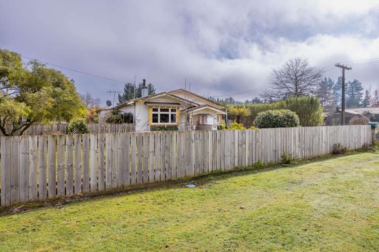7 Charlotte Street Takapau_13