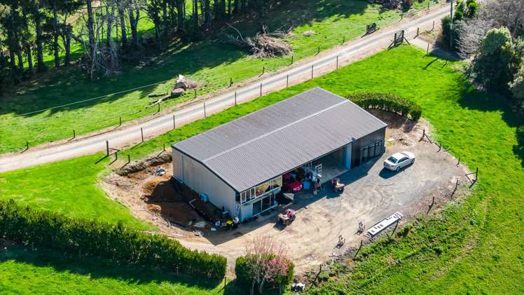 1026 Limeworks Loop Road Te Pahu_1