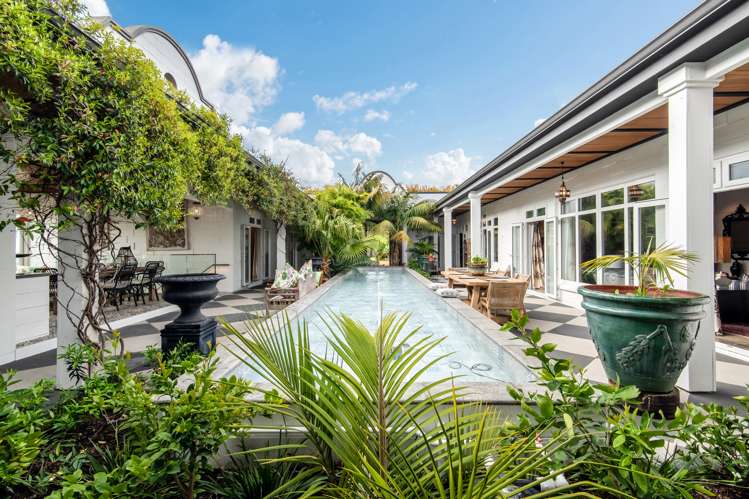 195a Awaawaroa Road Waiheke Island_31