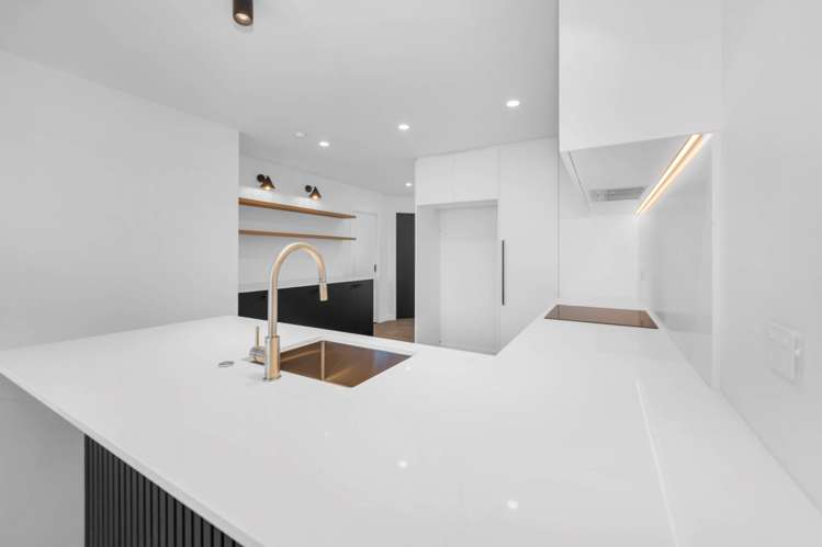 3/97 Cook Street Howick_14