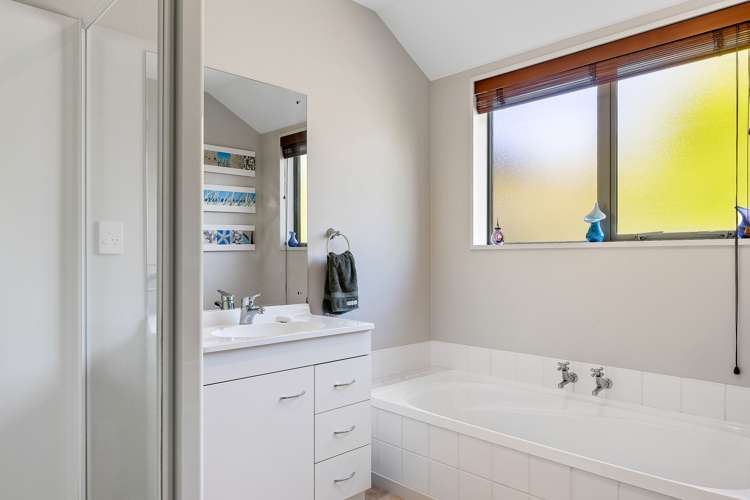 655 Downs Road West Eyreton_13