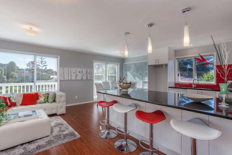 27 Puketitiro Street Glen Eden_7