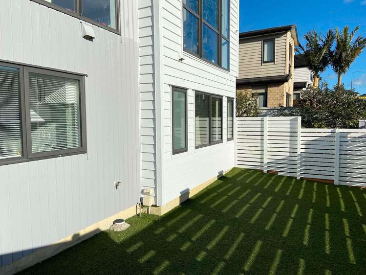 2A Veneta Close Flat Bush_2