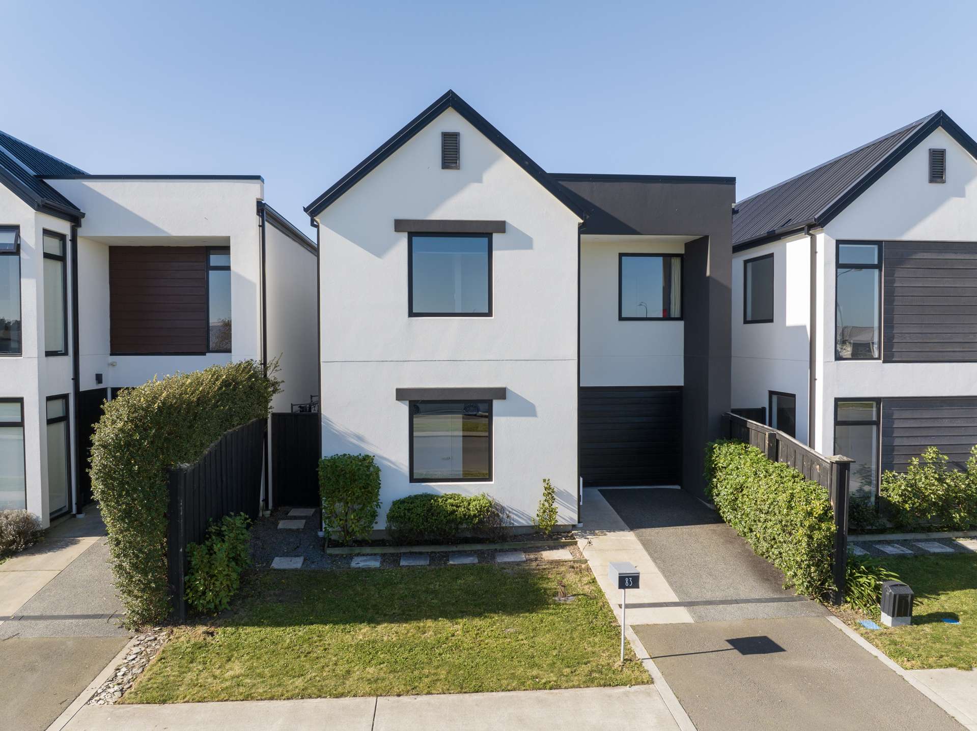 83 Faringdon Boulevard Rolleston_0