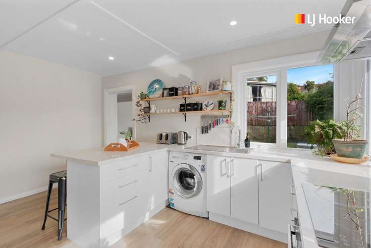 8 Corbett Street Green Island_3