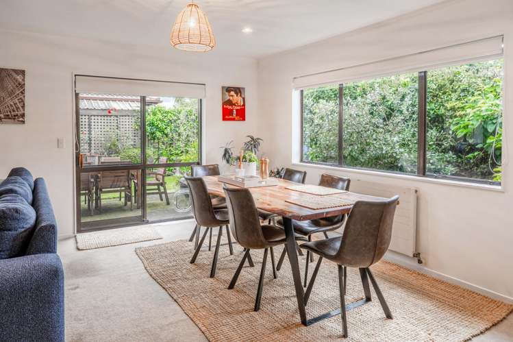 21B Seddon Street Glenholme_7