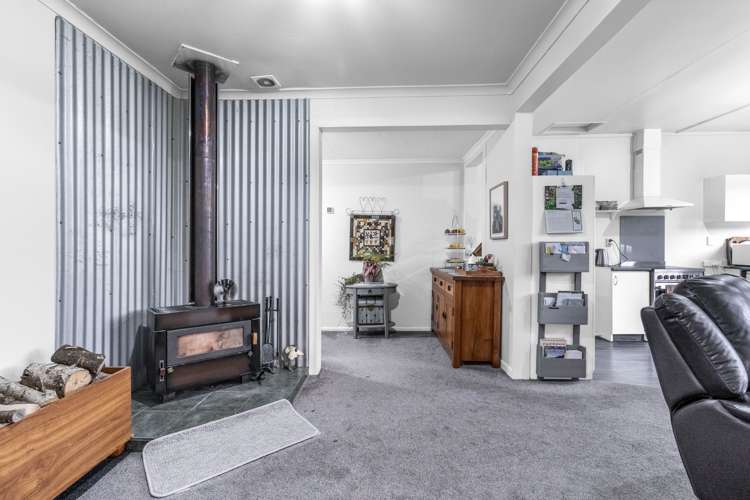 143 Flora Road East Makarewa_9