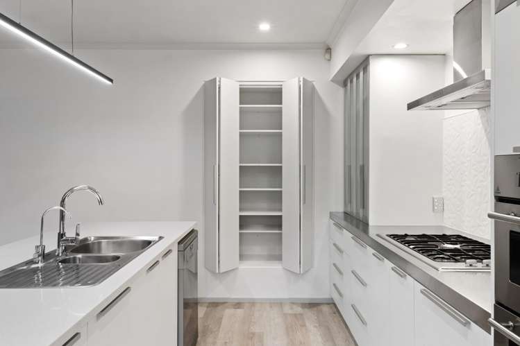 3 Pohutukawa Grove_4