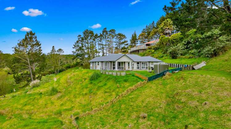 340 Whitford Road Whitford_6