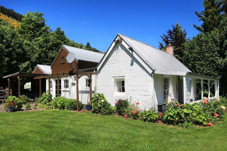 90 Whitechapel Road Arrow Junction_20