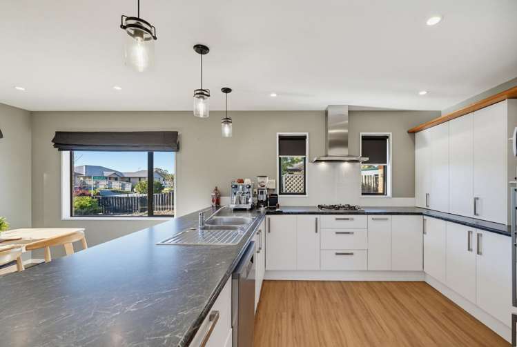 37 Parkinson Place Woodend_5