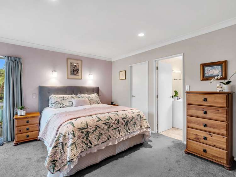 6 Holdsworth Drive Otamatea_19