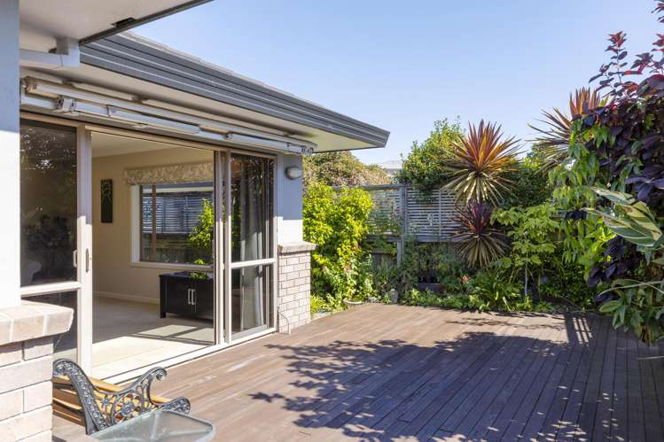 1 Birchwood Lane Hilltop_12