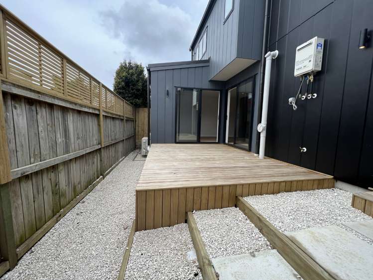 48D Ireland Road 1816_18