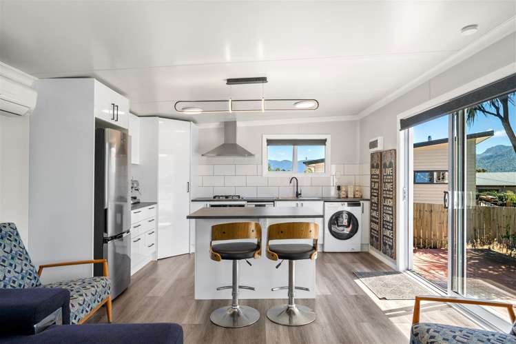 11 Ruataniwha Drive_2