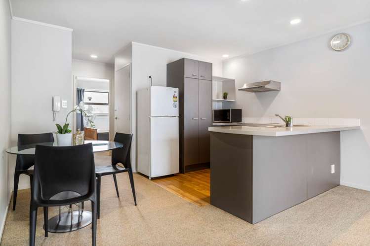 2/6 Porters Avenue Eden Terrace_2