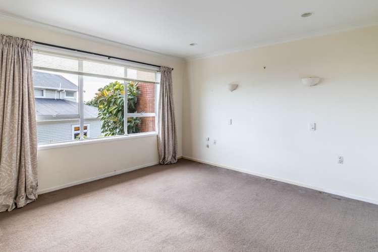 5/16 Warren Avenue Three Kings_3