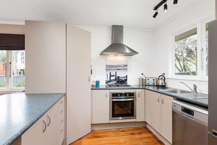 85 Hampden Street Picton_15