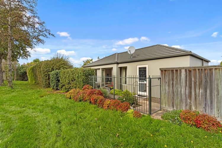 2 Woodfield Lane Redwood_11