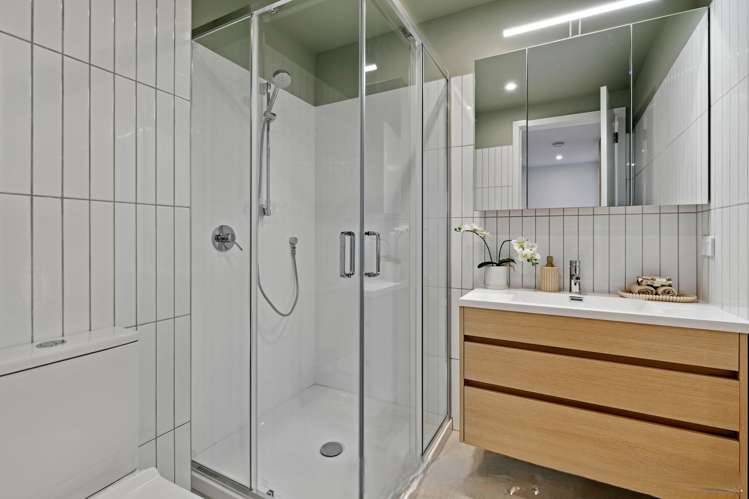 9/40 Waiparaheka Drive Milldale_8