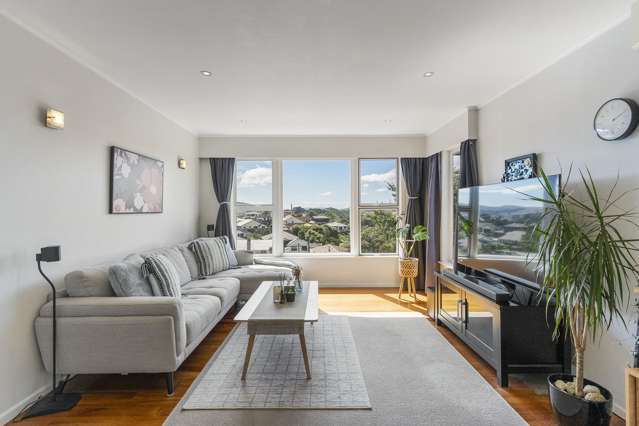 19 Kahikatea Grove Paparangi_3