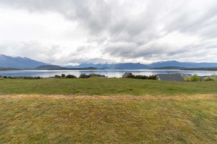 19 Muriwai Drive Manapouri_5