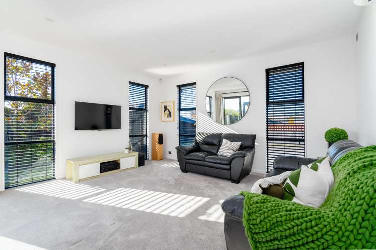 11 Minorca Lane Burwood_22
