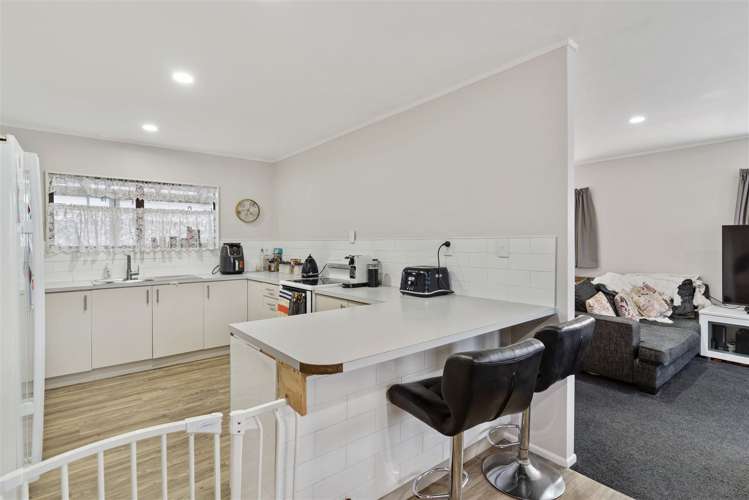 96 Athena Drive Totara Vale_7