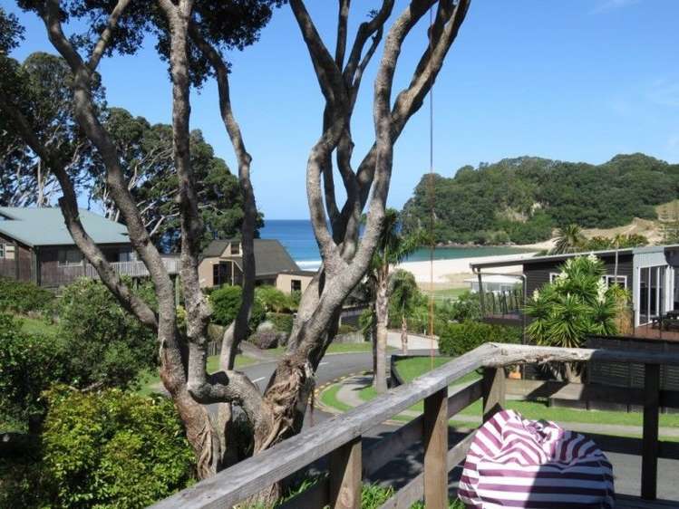 128 Bambury Place Onemana_5