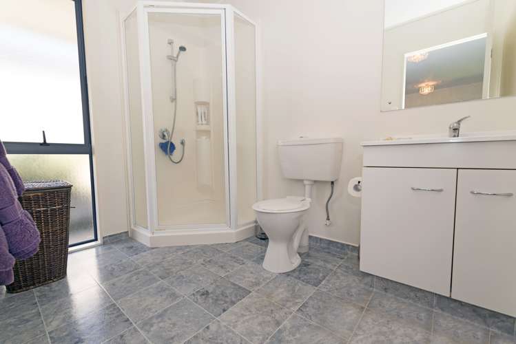 23 Cretian Crescent Henderson_9