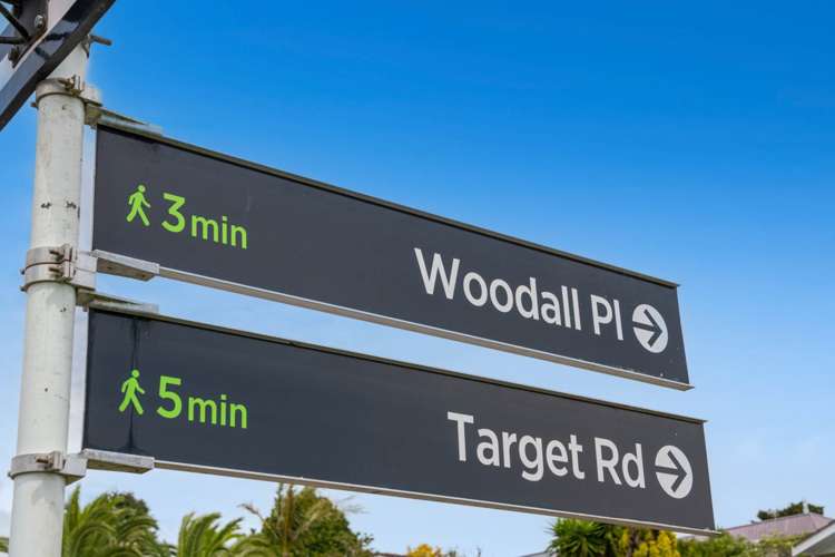 1/20 Celeste Place Totara Vale_9