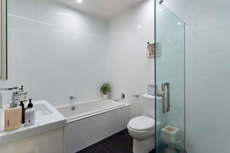 102/54 Surrey Crescent Grey Lynn_17