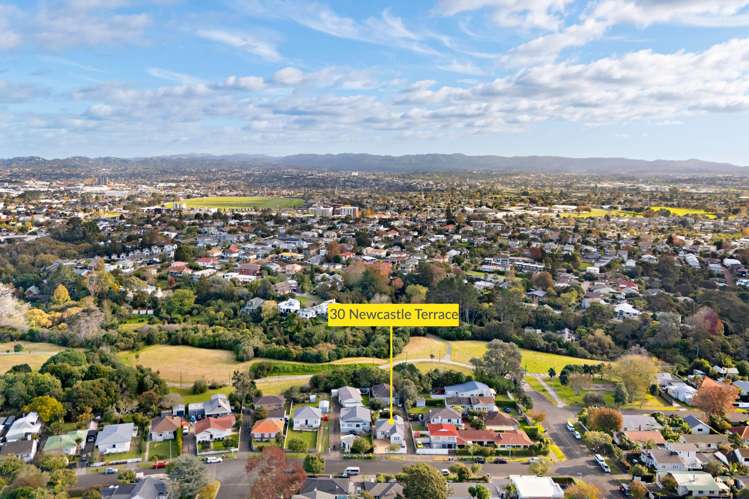 30 Newcastle Terrace Mount Albert_32