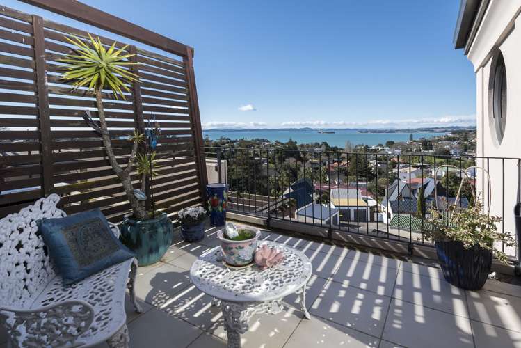 4b/12 Selwyn Road Cockle Bay_1