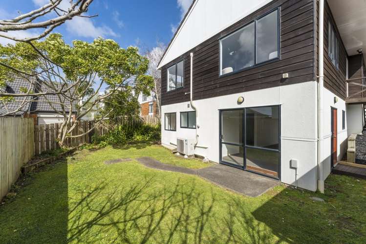 4229 Great North Road Glendene_13