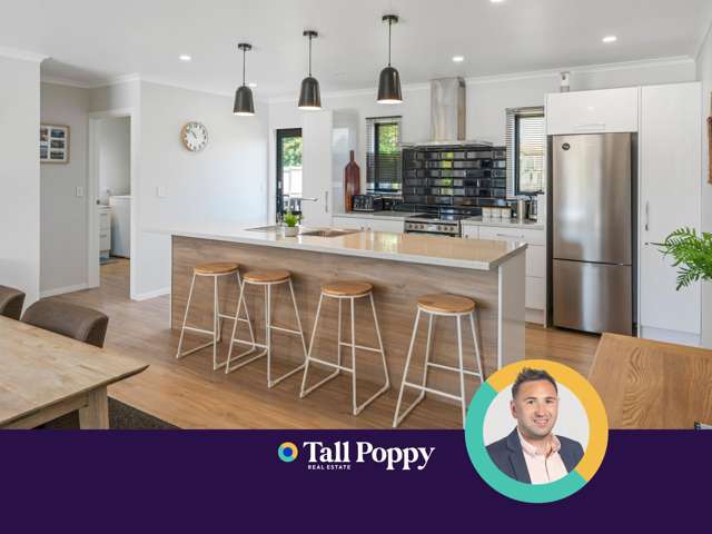 Near-New. Low Maintenance. Lakeside Living!