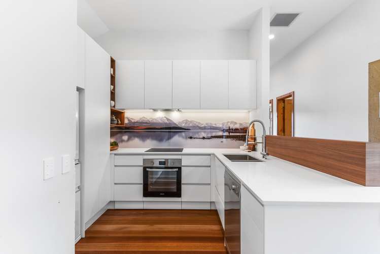 79a Carter Road Oratia_9