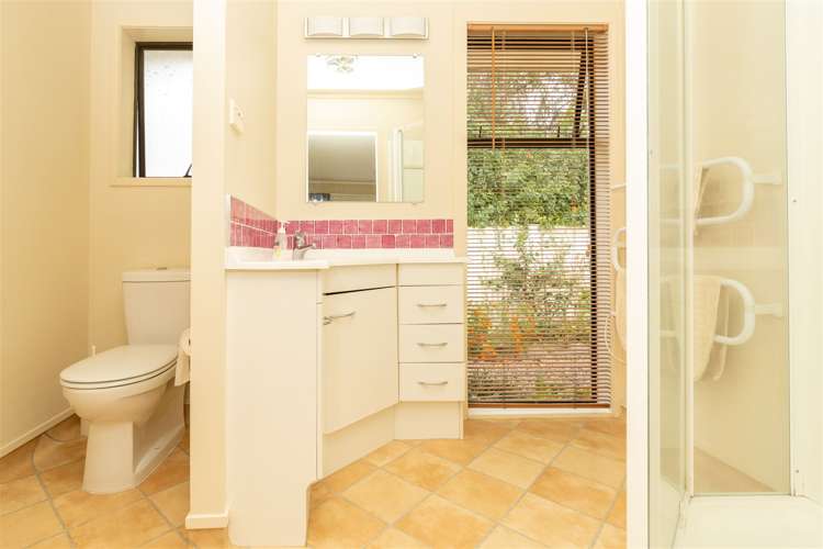 528 Grey Street Hamilton East_10