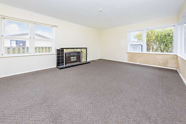 47 Sutton Crescent Papakura_6