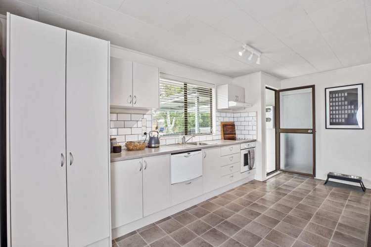 70 Racecourse Road Waiuku_6