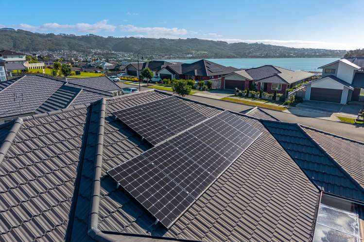 17 Waitaria Terrace Aotea_16