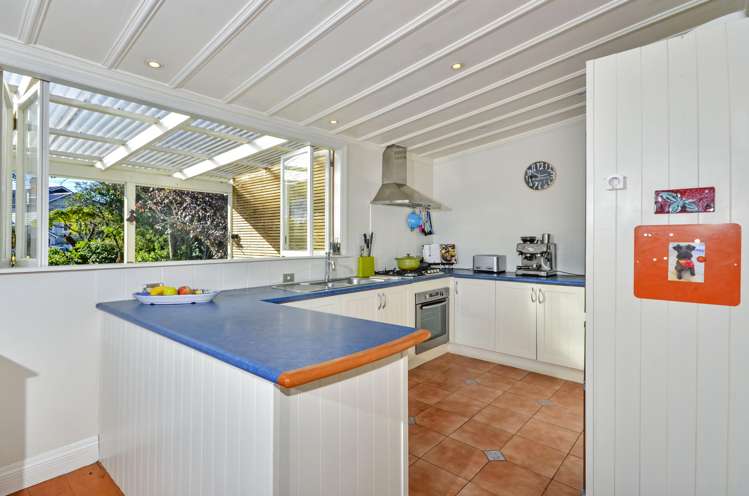 34 Ewen Alison Avenue Devonport_15