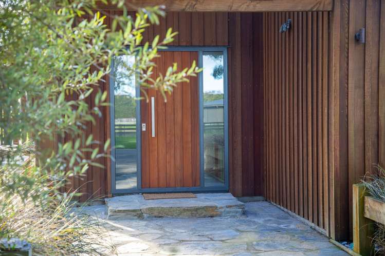 18 River Road Elgin_7