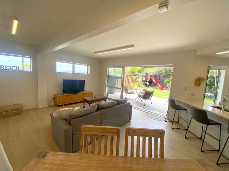 14A Valkyria Place Beach Haven_3