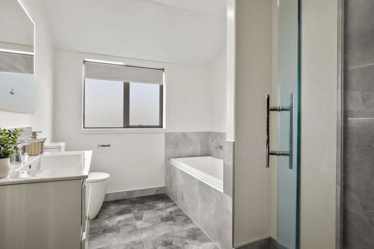 2/6 Ekara Road Flagstaff_17