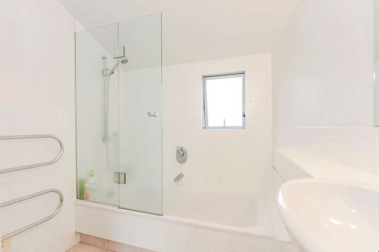 2/11 Sarawia Street Newmarket_18