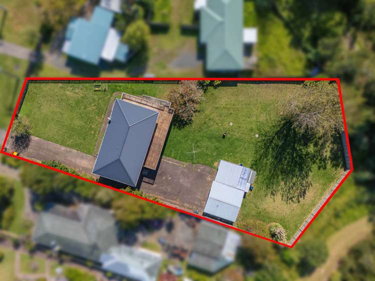 29 Parakai Avenue Parakai_38