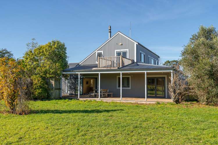 39 Connollys Line Carterton_16