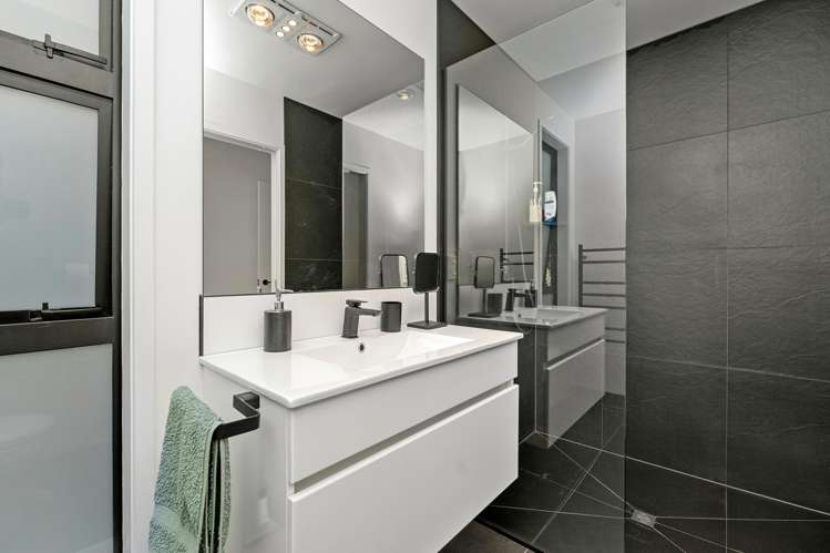 9 Kristin Place Manakau_17
