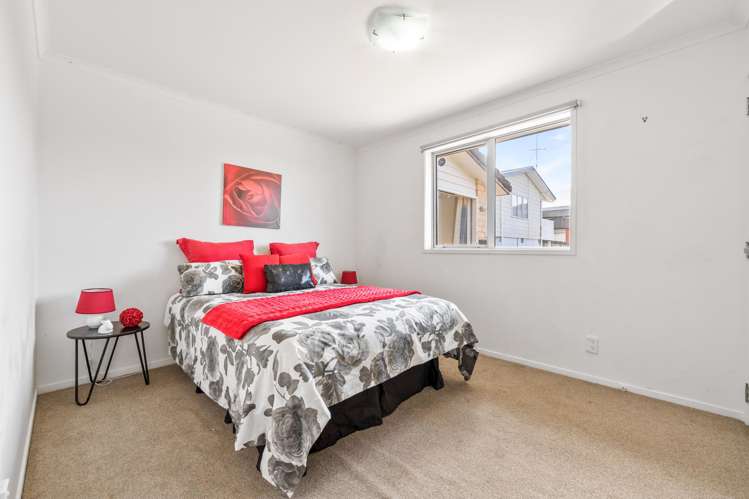 19B Te Atatu Road Te Atatu South_13